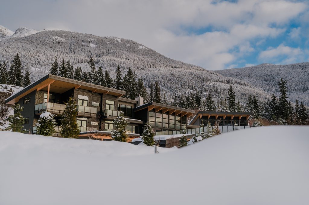 WedgeMountainLodgeFinals